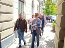 Szakács-Paál István csapata bejelentkezett, Gálfi Árpádé bemutatkozott